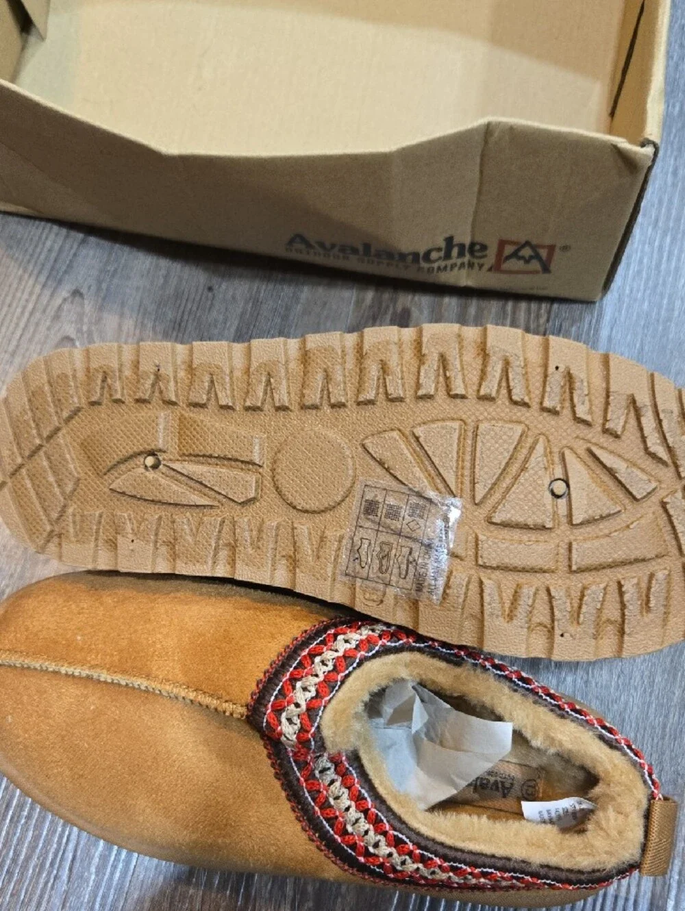 Avalanche Kids Tan Slip-On Slippers with Red Accent Trim